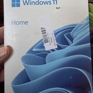 Windows 11 Home USB – Open Box, Never Used
